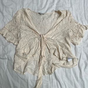 American Eagle tie front top